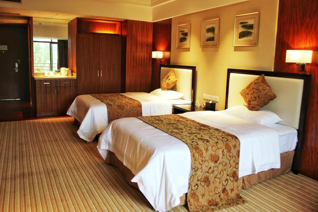 Jinling Riverside Hotel Nanking Buitenkant foto